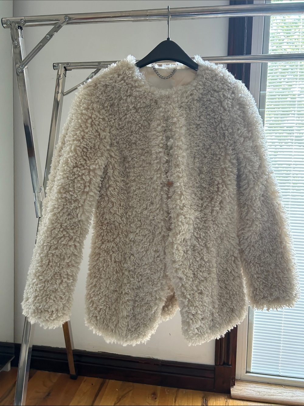 Plush Cream Teddy Jacket - Soft Faux Shearling Coat